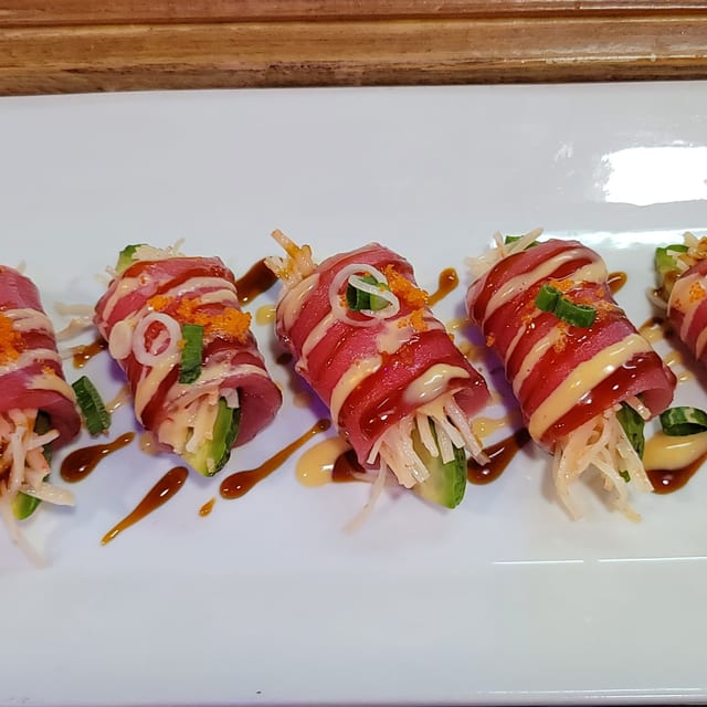 Tuna Lani.