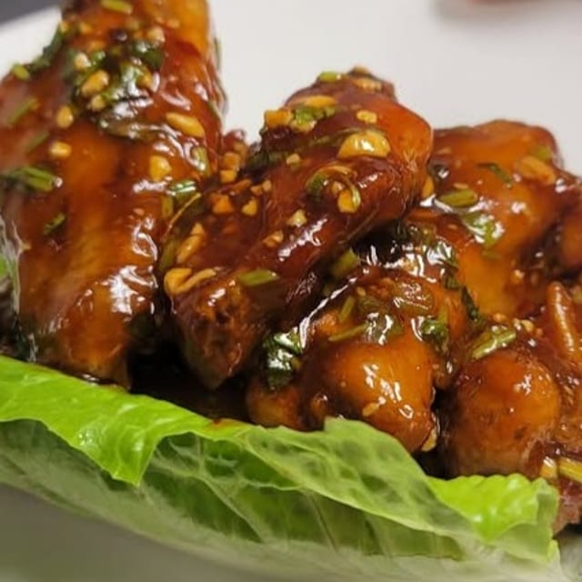 PAD THAI WINGS (12PCS).